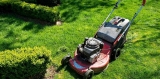 A Guide To Maintaining A Lawnmower